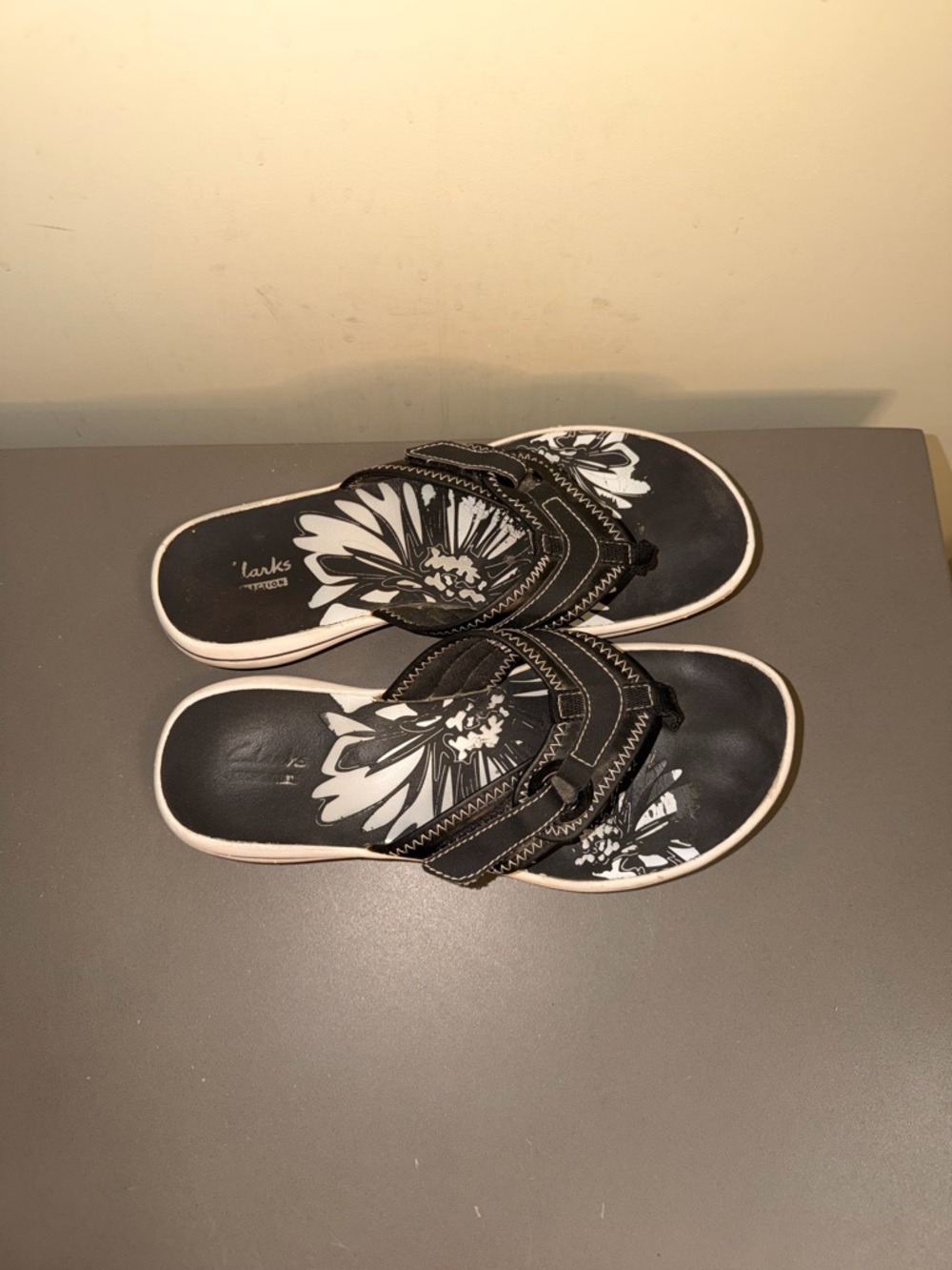 Women’s Clark’s Brinkley Flora Thong Sandals Flip Flops